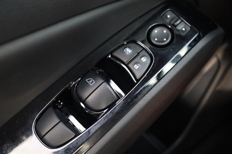 New 2025 Nissan Altima 2.5 SL image 18