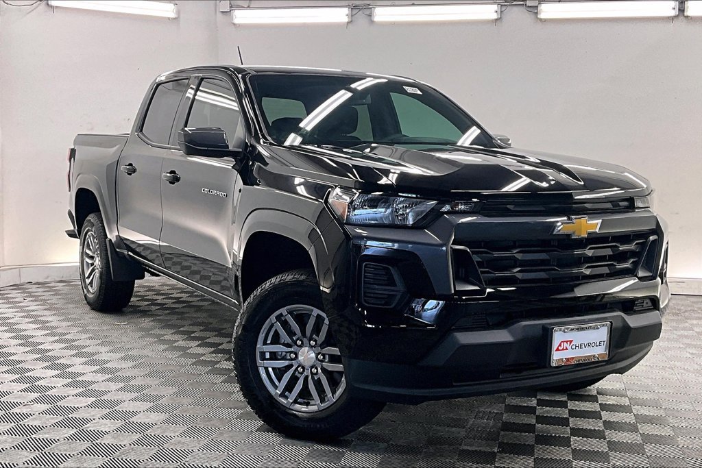 New 2026 Chevrolet Colorado LT RWD image 15