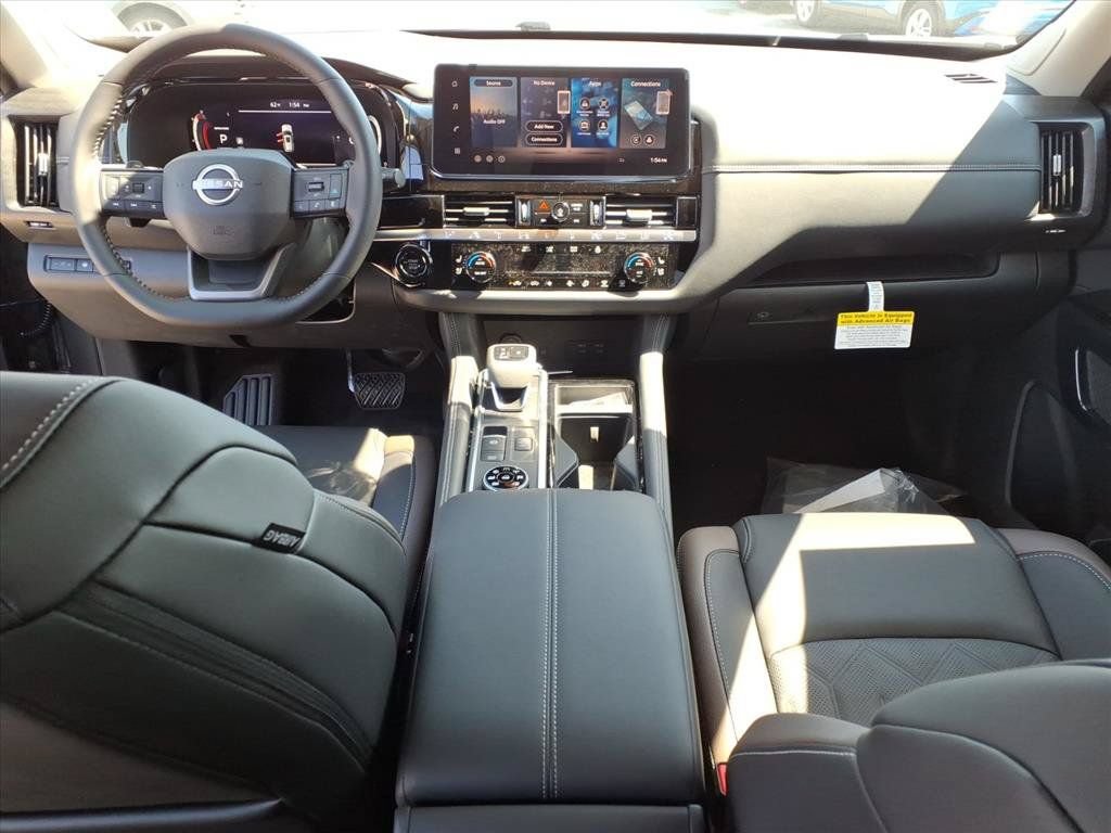 New 2026 Nissan Pathfinder Platinum AWD/4WD image 28