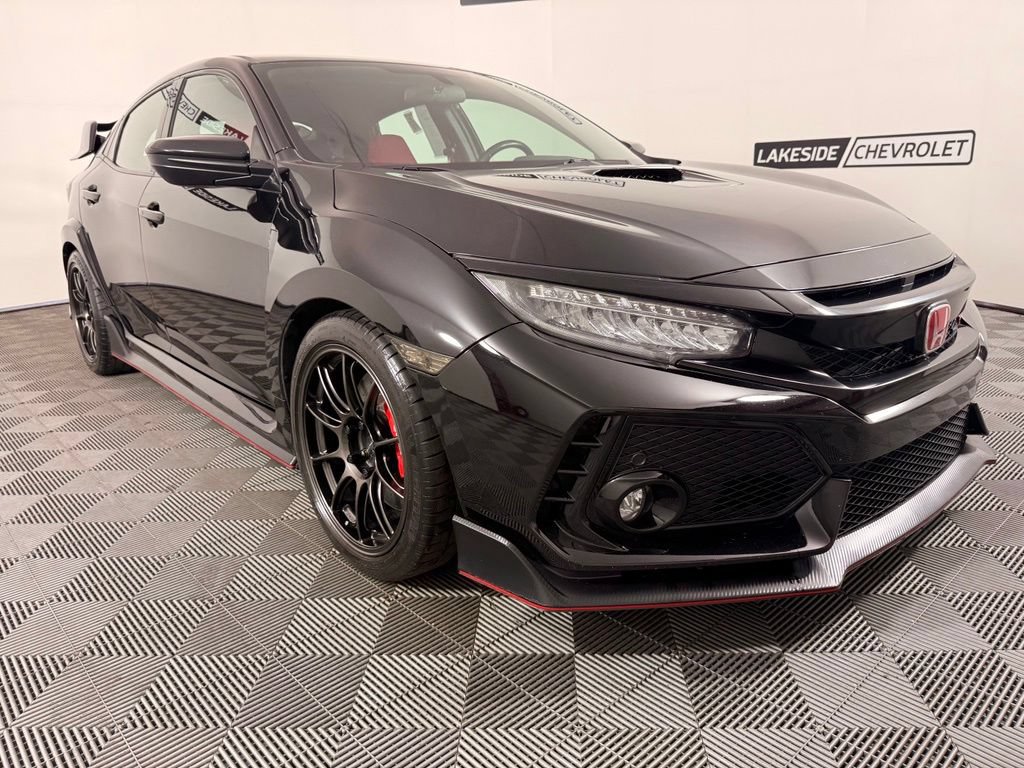 Used 2017 Honda Civic Type R image 8