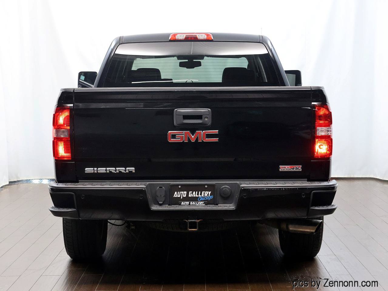 Used 2015 GMC Sierra 1500 SLT w/ All-Terrain Package AWD/4WD image 7