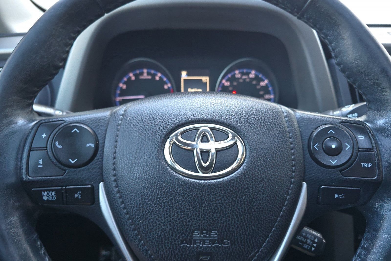 Used 2018 Toyota RAV4 Adventure image 26