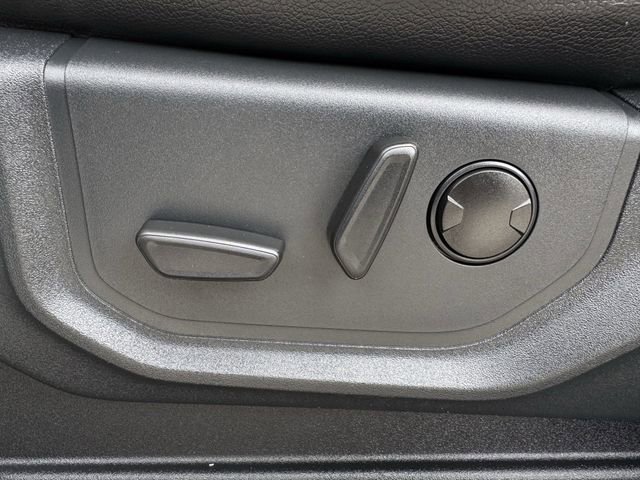 Used 2022 Ford F250 Lariat w/ Tremor Off-Road Package image 26