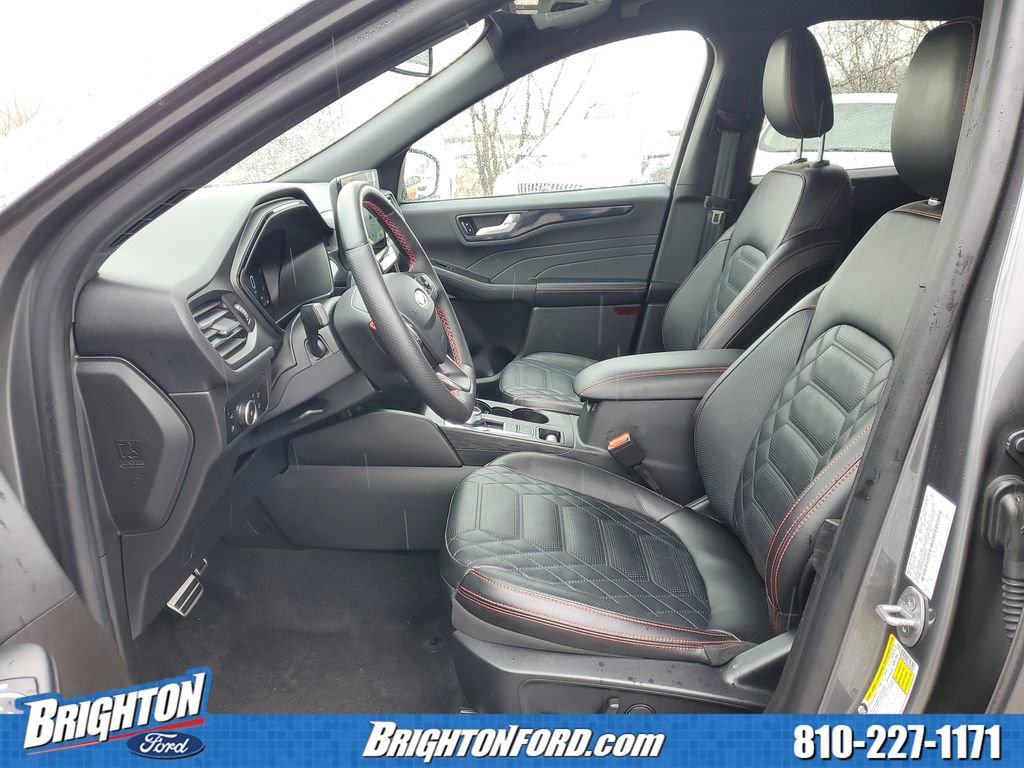 Used 2024 Ford Escape ST-Line Elite w/ Premium Technology Package image 11