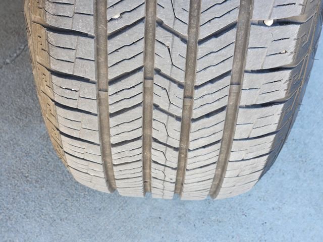 Used 2024 Ford Expedition XLT image 12