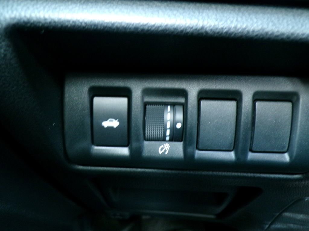 Used 2025 Subaru Legacy Premium w/ Popular Package #1A AWD/4WD image 22