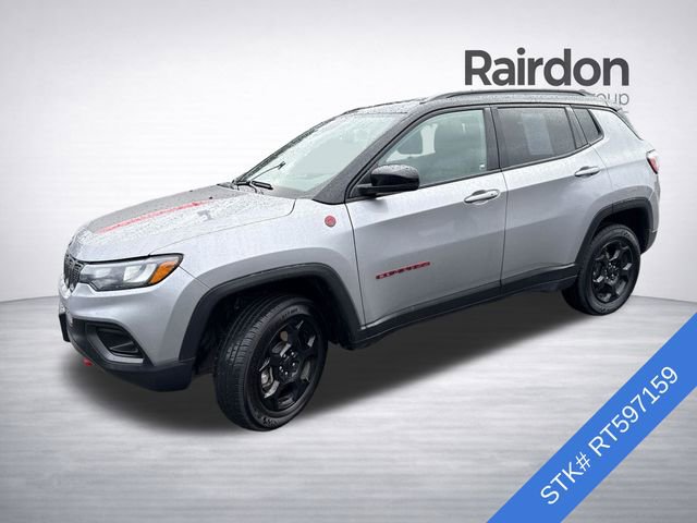 Used 2024 Jeep Compass Trailhawk image 3