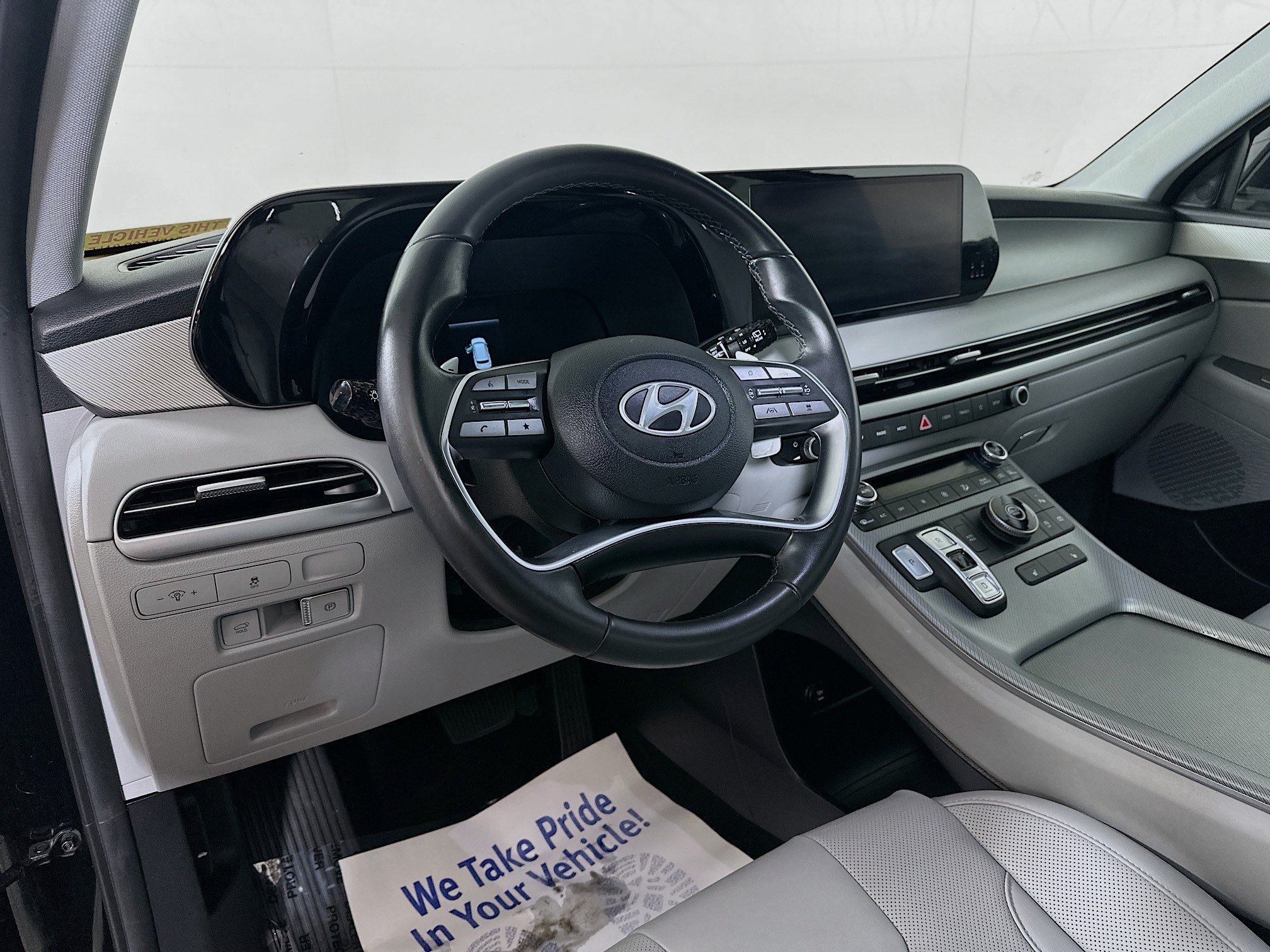 Used 2025 Hyundai Palisade SEL FWD image 9
