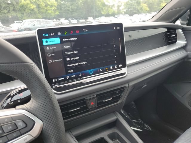 New 2026 Volkswagen Tiguan SE R-Line AWD/4WD image 24