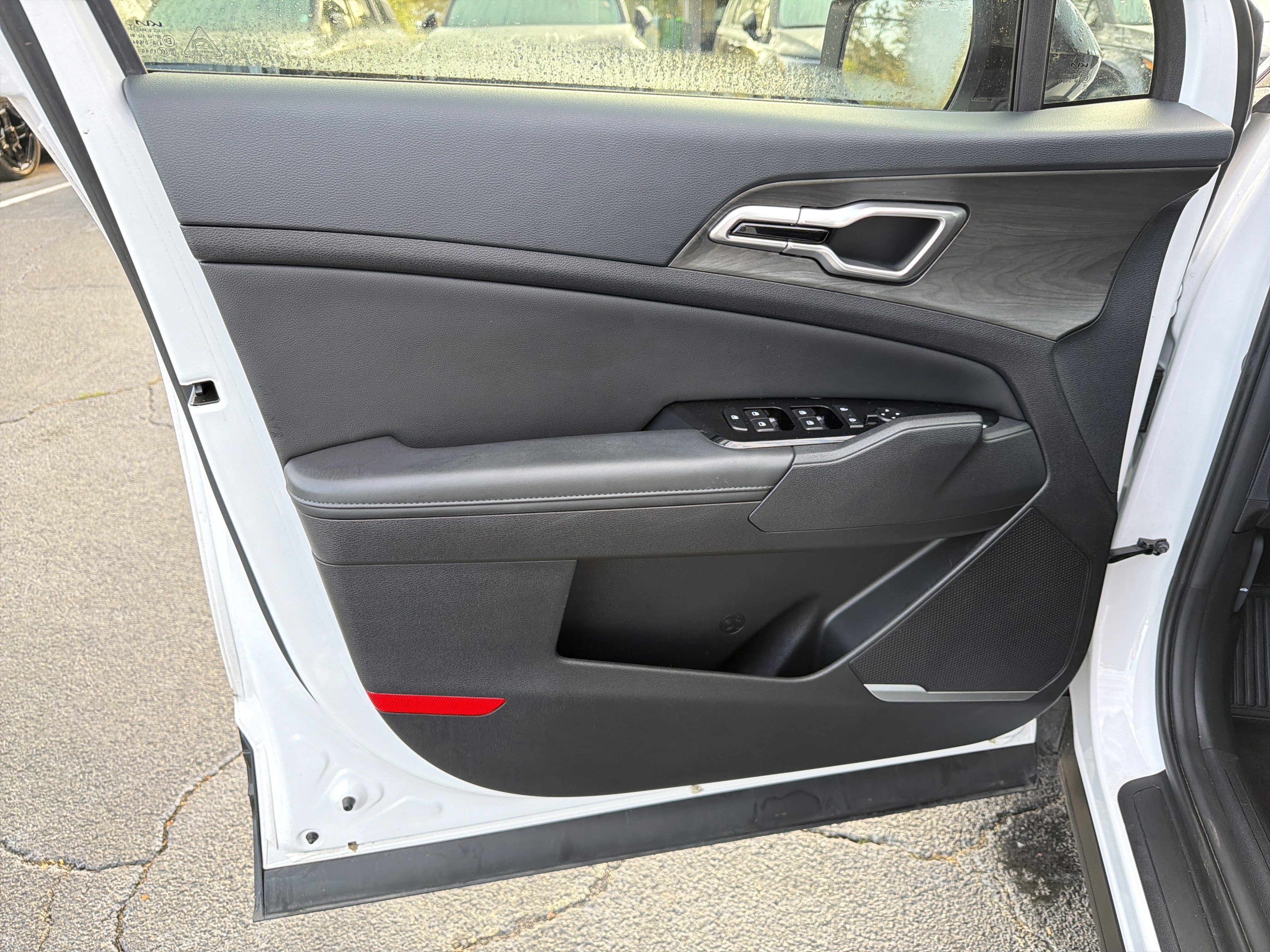 Used 2024 Kia Sportage X-Line w/ X-Line Premium Package AWD/4WD image 8