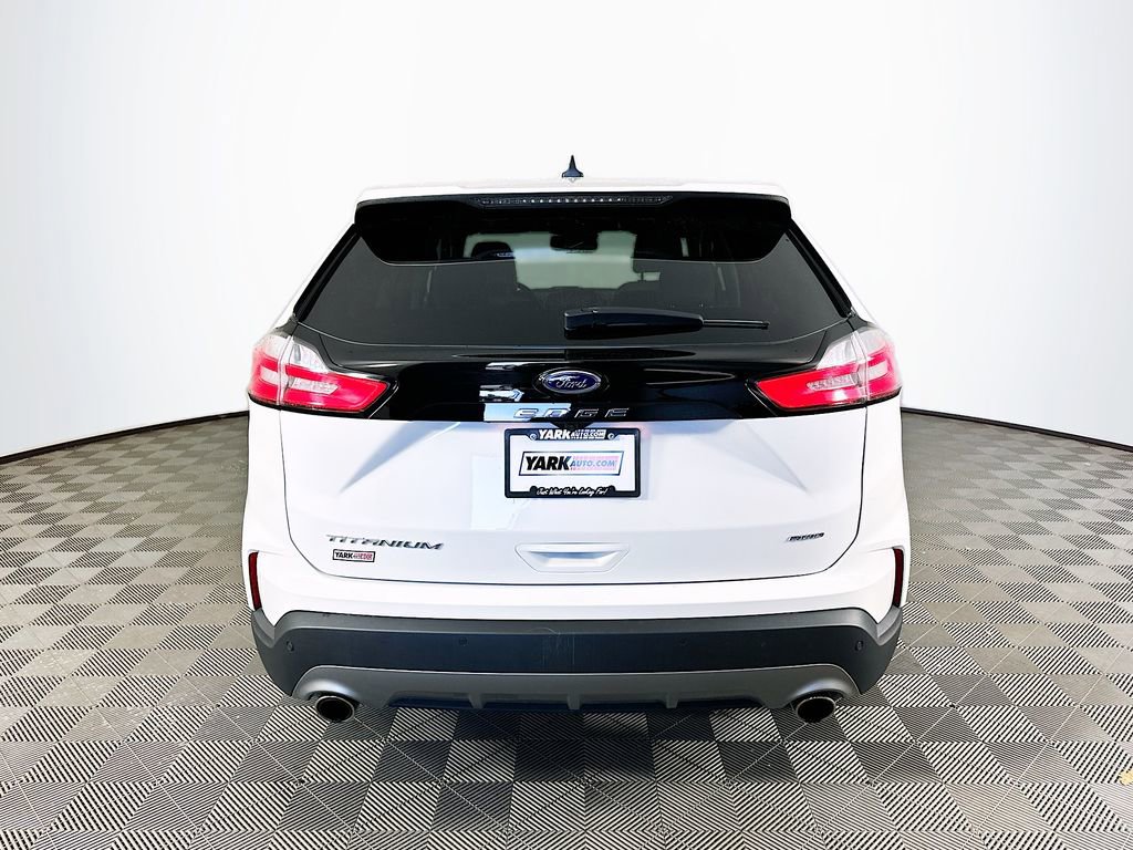 Used 2024 Ford Edge Titanium w/ Equipment Group 301A AWD/4WD image 9