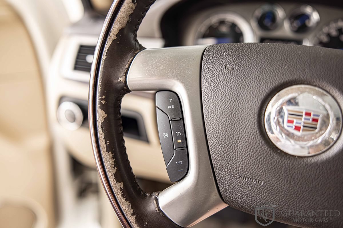 Used 2010 Cadillac Escalade 2WD Hybrid image 26