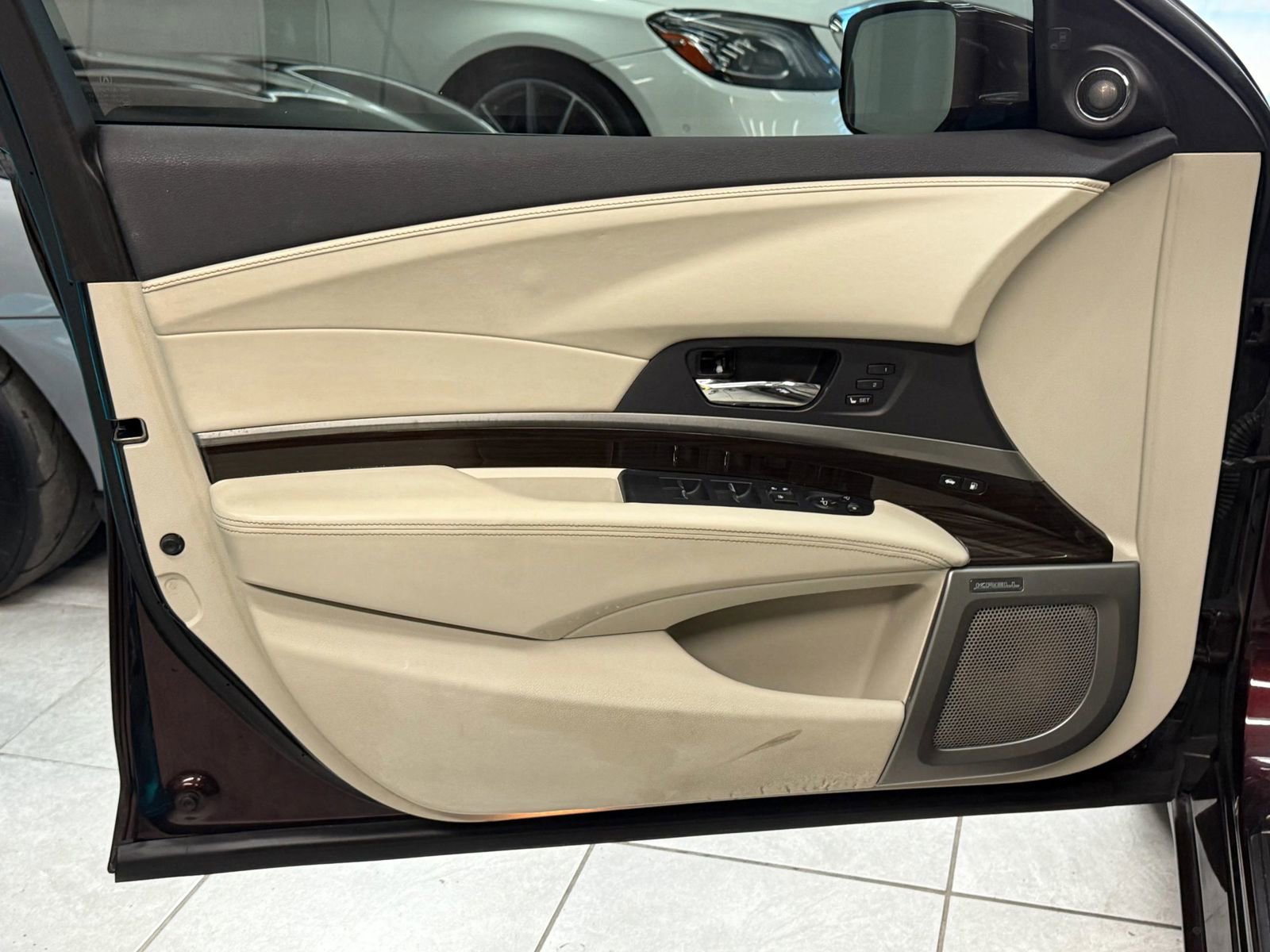 Used 2014 Acura RLX w/ Advance Package image 15