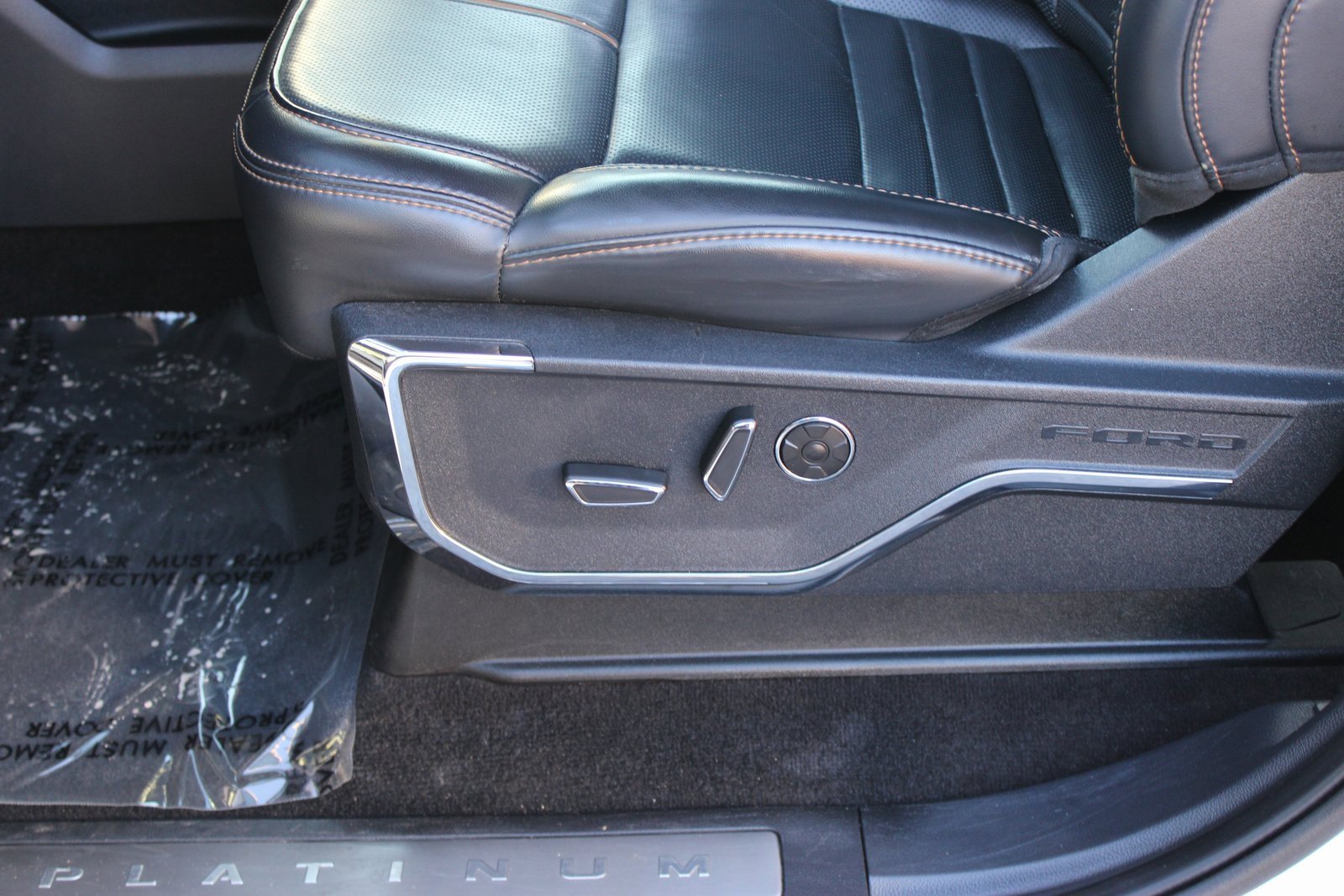 Used 2022 Ford F150 Platinum w/ Equipment Group 701A High image 12