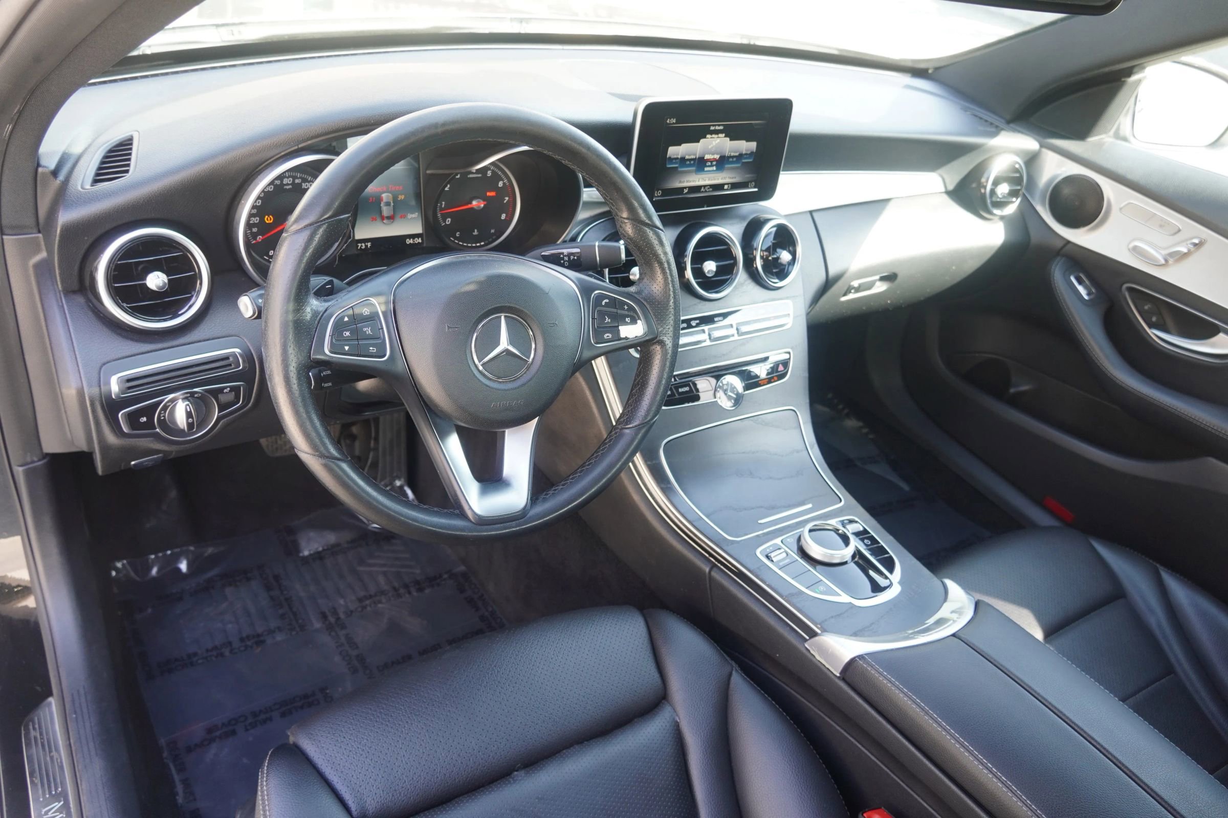 Used 2018 Mercedes-Benz C 300 4MATIC Sedan image 5