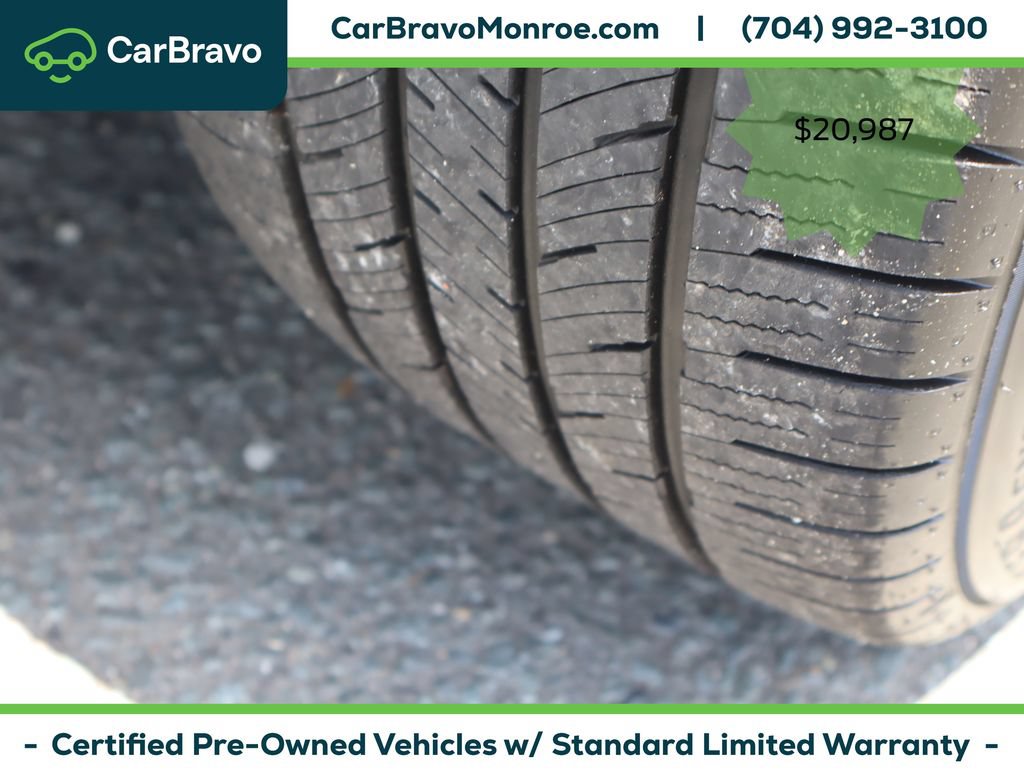 Used 2021 Ford Mustang Premium RWD image 12