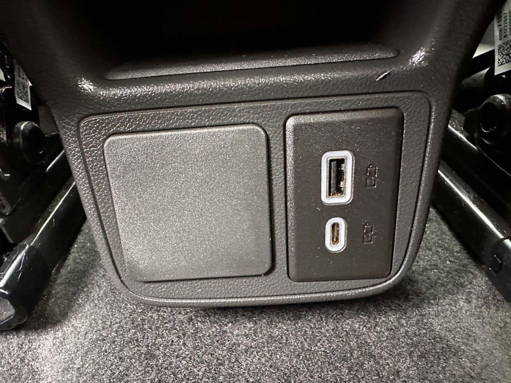 Used 2023 Buick Encore GX Select w/ Sport Touring Package AWD/4WD image 14