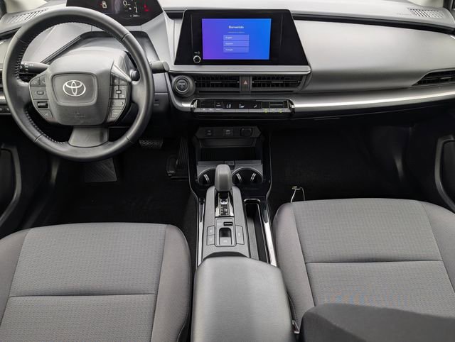 Used 2023 Toyota Prius LE image 10