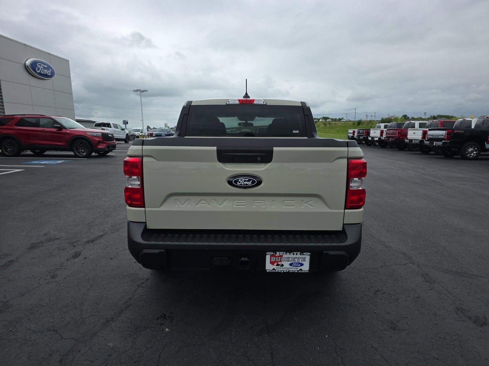 New 2025 Ford Maverick XLT w/ XLT Luxury Package image 4