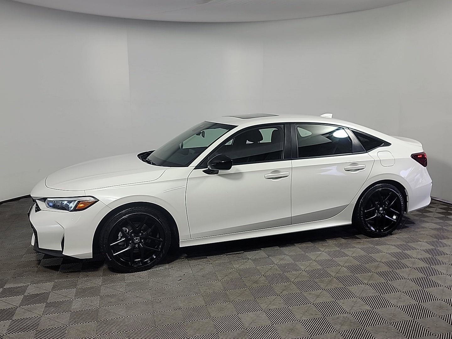 Certified 2025 Honda Civic Sport Touring image 11