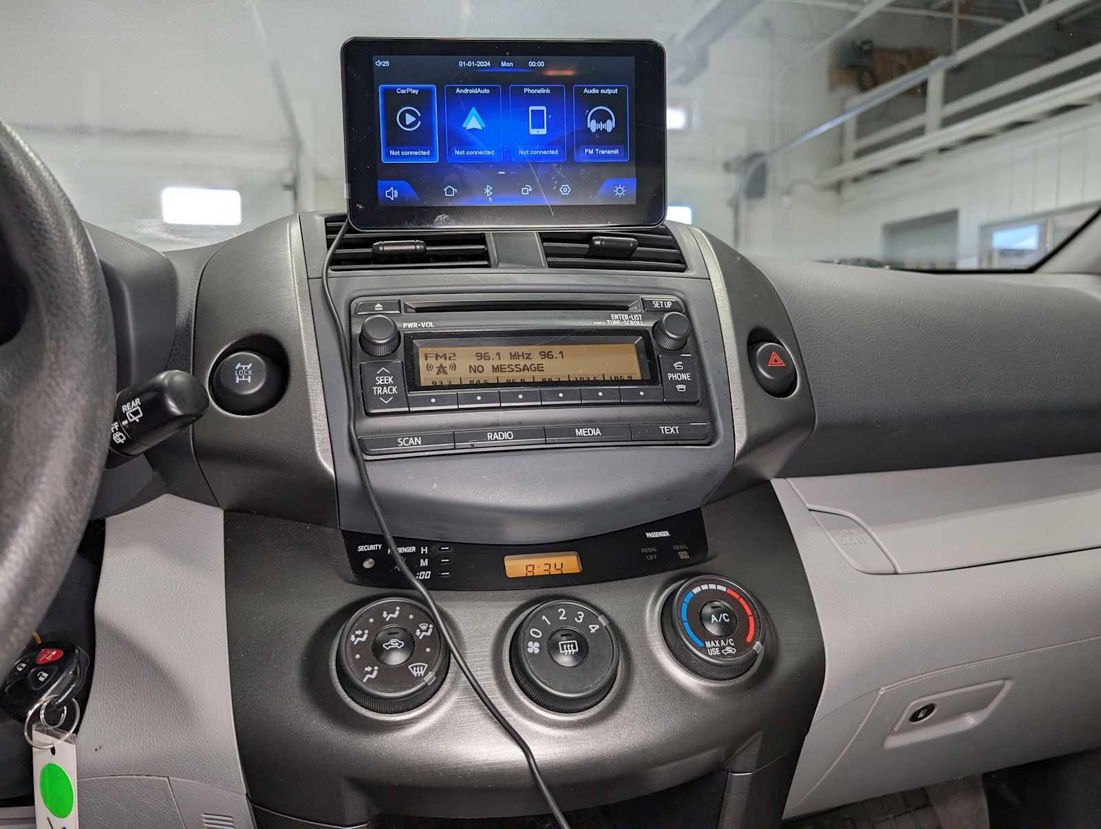 Used 2012 Toyota RAV4 4WD w/ Upgrade Value Pkg image 30