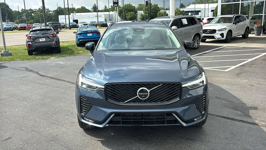 New 2026 Volvo XC60 B5 Ultra w/ Protection Package Premier AWD/4WD image 5