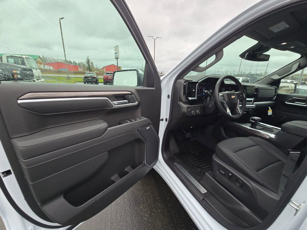 New 2026 Chevrolet Silverado 1500 LTZ AWD/4WD image 15