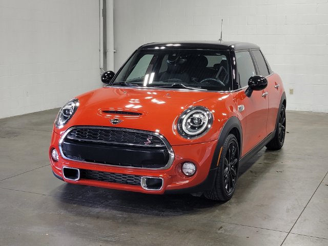 Used 2019 MINI Cooper S FWD image 2
