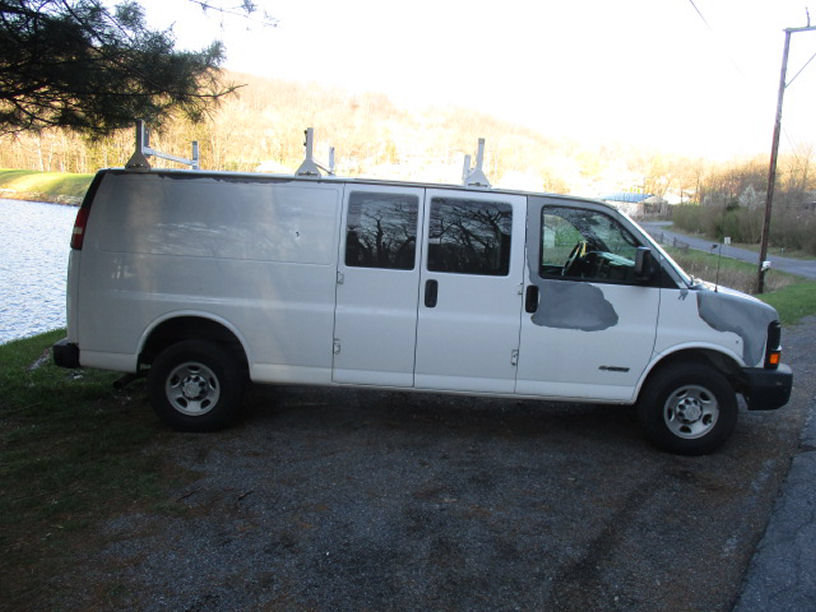 Used 2006 Chevrolet Express 2500 Extended RWD image 4