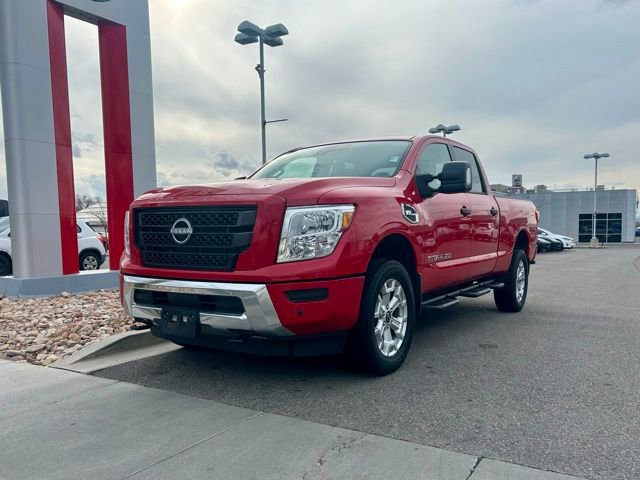 Used 2024 Nissan Titan SV w/ SV Convenience Package image 2