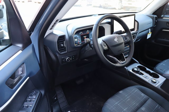 New 2025 Ford Bronco Sport Heritage w/ Convenience Package AWD/4WD image 4