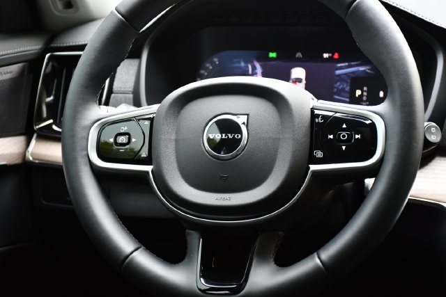 New 2026 Volvo XC90 B6 Plus w/ Protection Package Premier AWD/4WD image 22