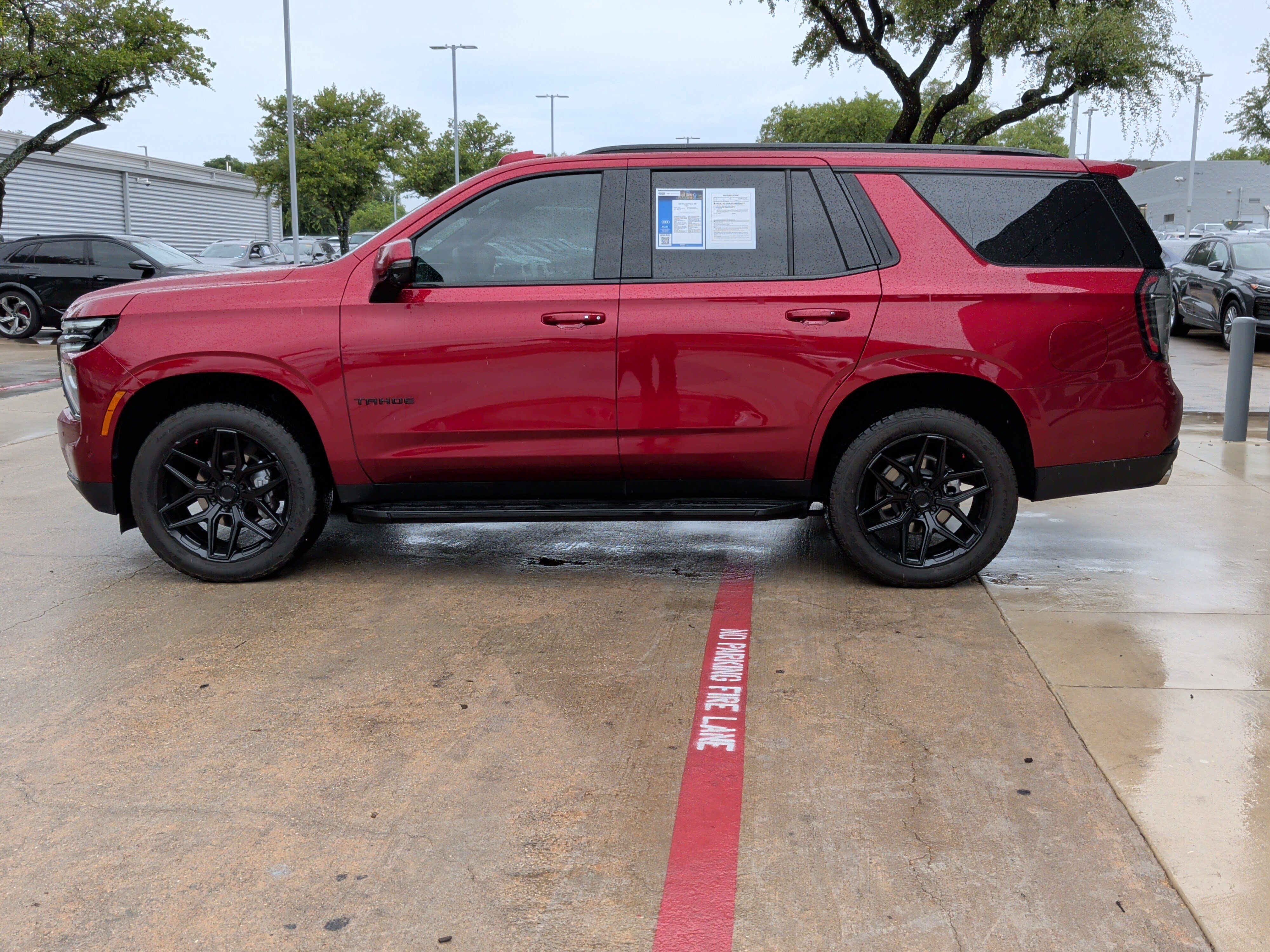 Used 2025 Chevrolet Tahoe RST w/ RST Capability Package AWD/4WD image 7