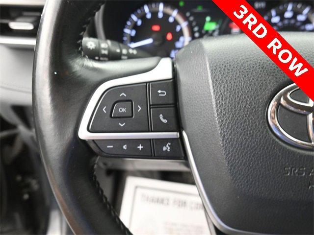Used 2023 Toyota Highlander L image 19