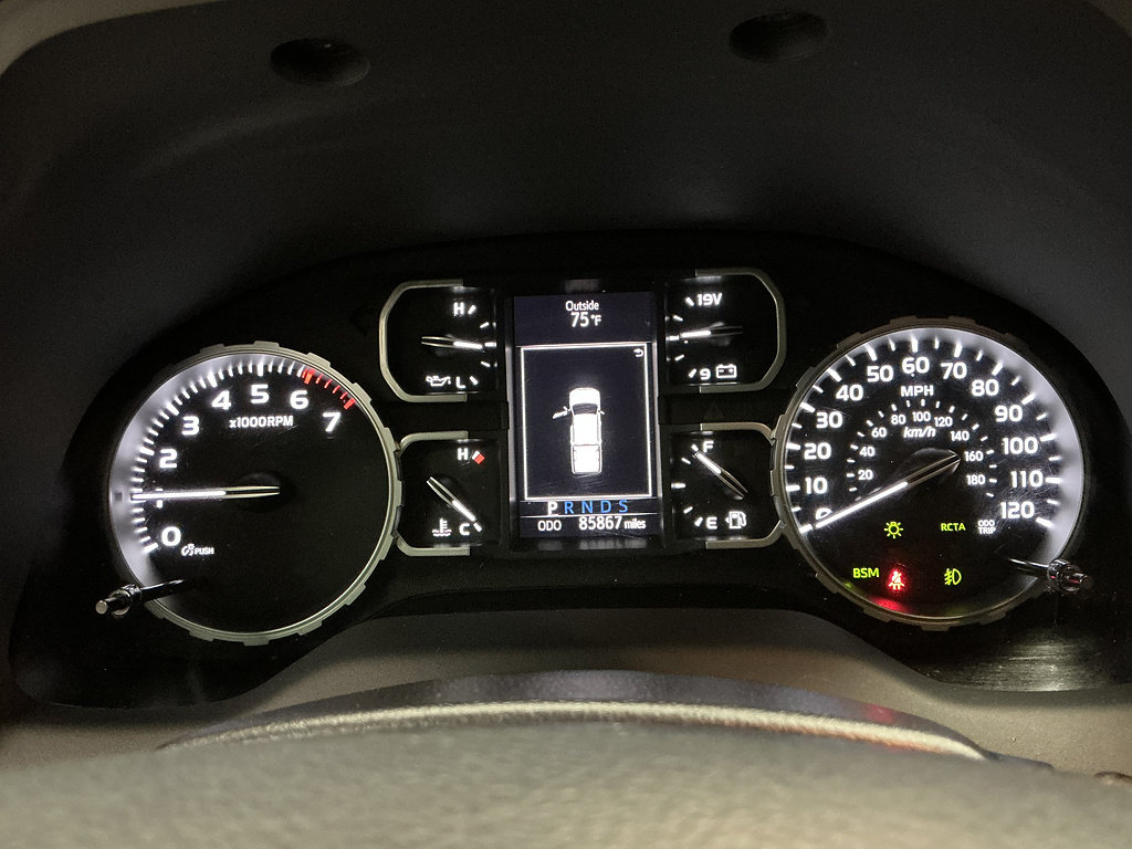Used 2018 Toyota Tundra Limited w/ Limited Premium Package AWD/4WD image 13