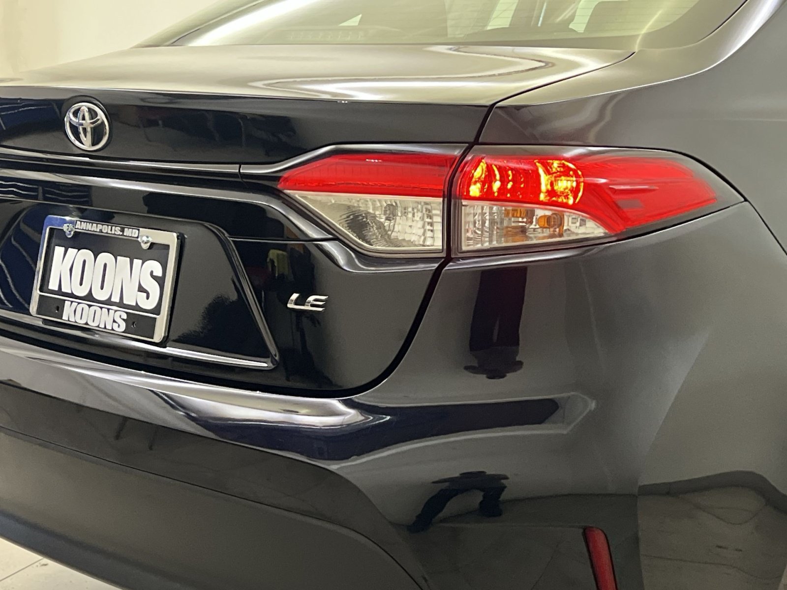 Used 2024 Toyota Corolla LE FWD image 29
