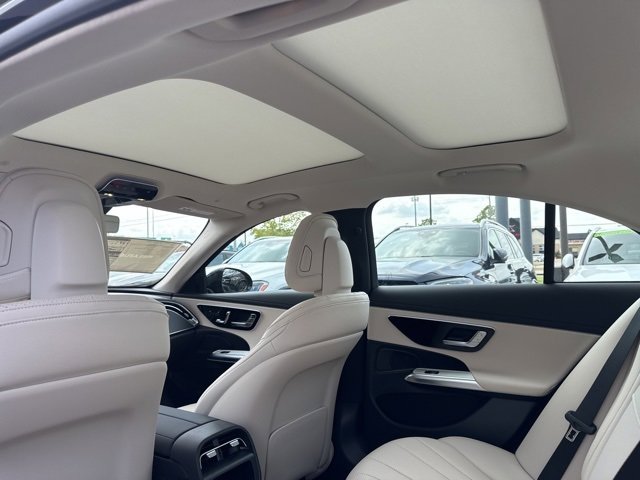 New 2026 Mercedes-Benz E 350 4MATIC Sedan image 21