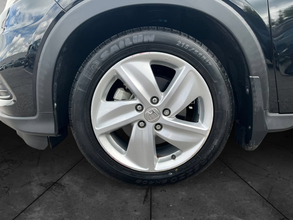 Used 2019 Honda HR-V EX image 14
