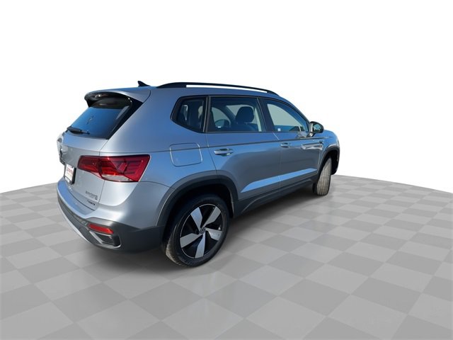 Used 2024 Volkswagen Taos S image 8