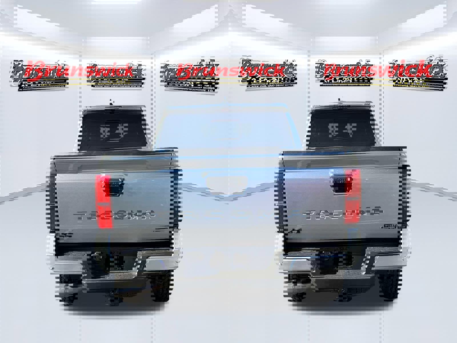 New 2025 Toyota Tacoma TRD Off-Road image 5