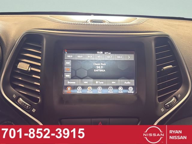 Used 2019 Jeep Cherokee Latitude w/ Popular Appearance Group image 29