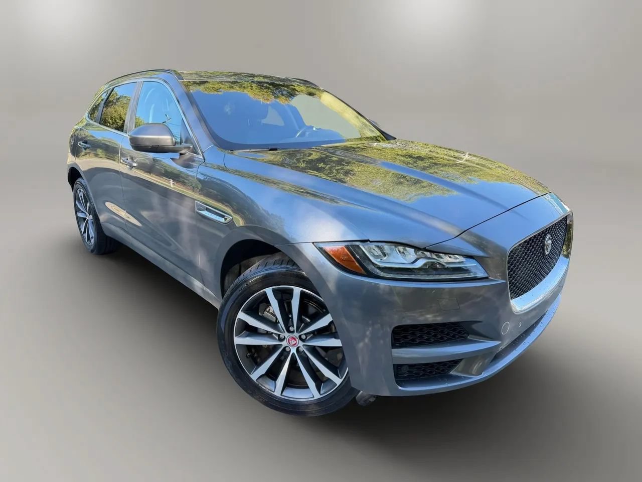 Used 2018 Jaguar F-PACE Prestige AWD/4WD image 11