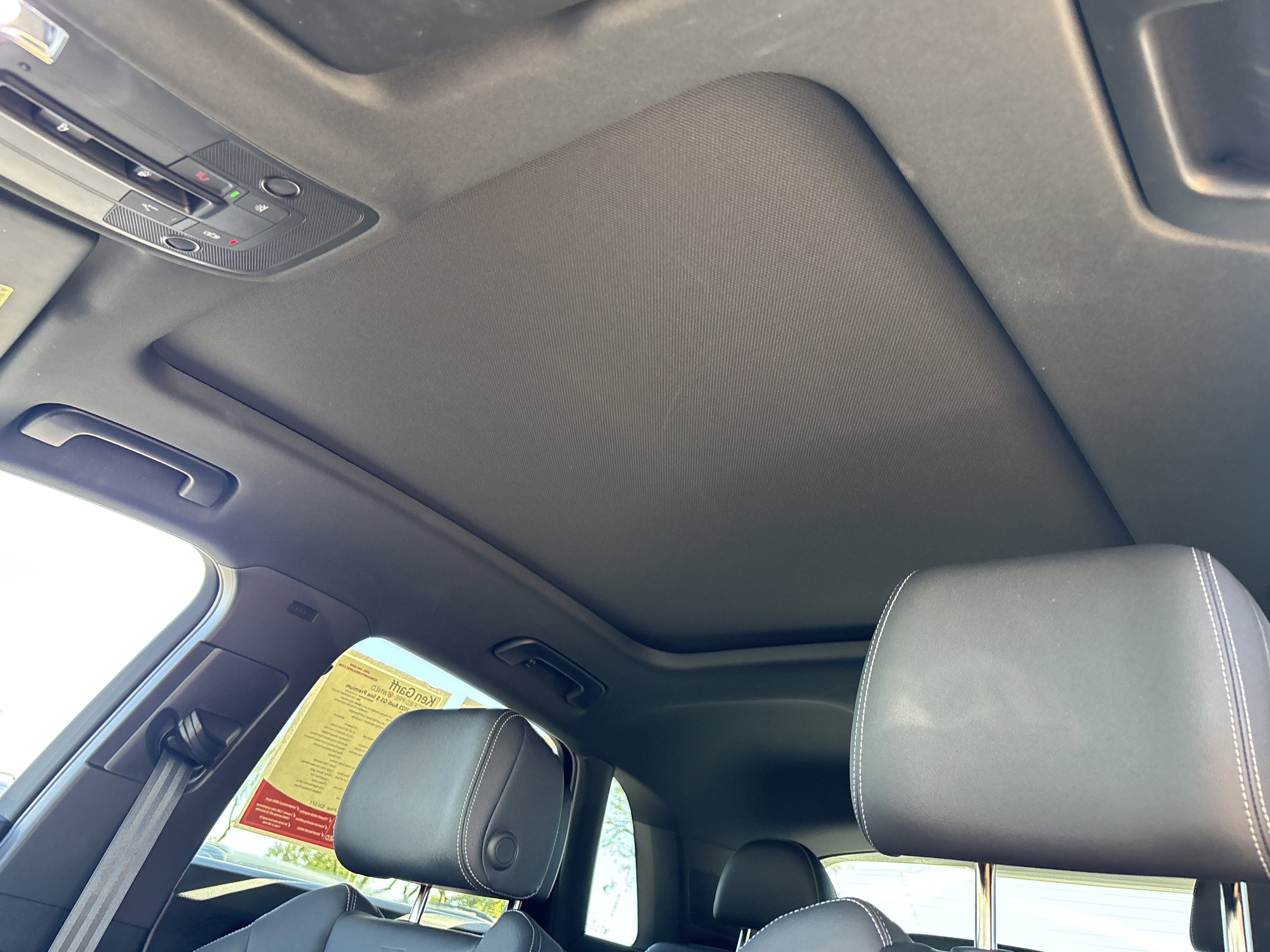 Used 2023 Audi Q3 2.0T Premium w/ Black Optic Sport Package image 17