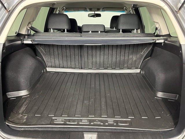 Used 2013 Subaru Outback 2.5i Premium w/ Popular Pkg 1A AWD/4WD image 24