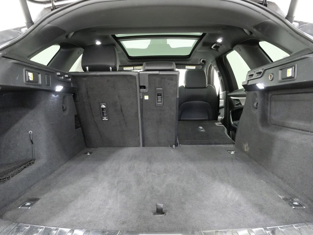 Used 2024 Jaguar F-PACE R-Dynamic S image 27