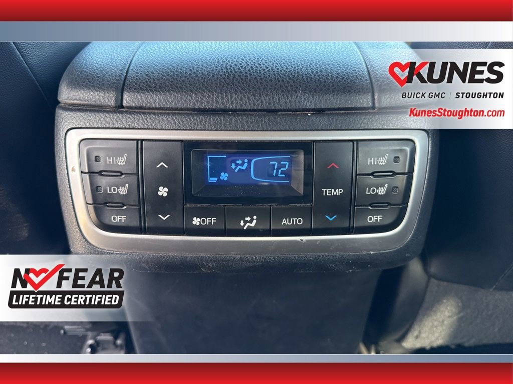 Used 2018 Toyota Highlander Limited image 40