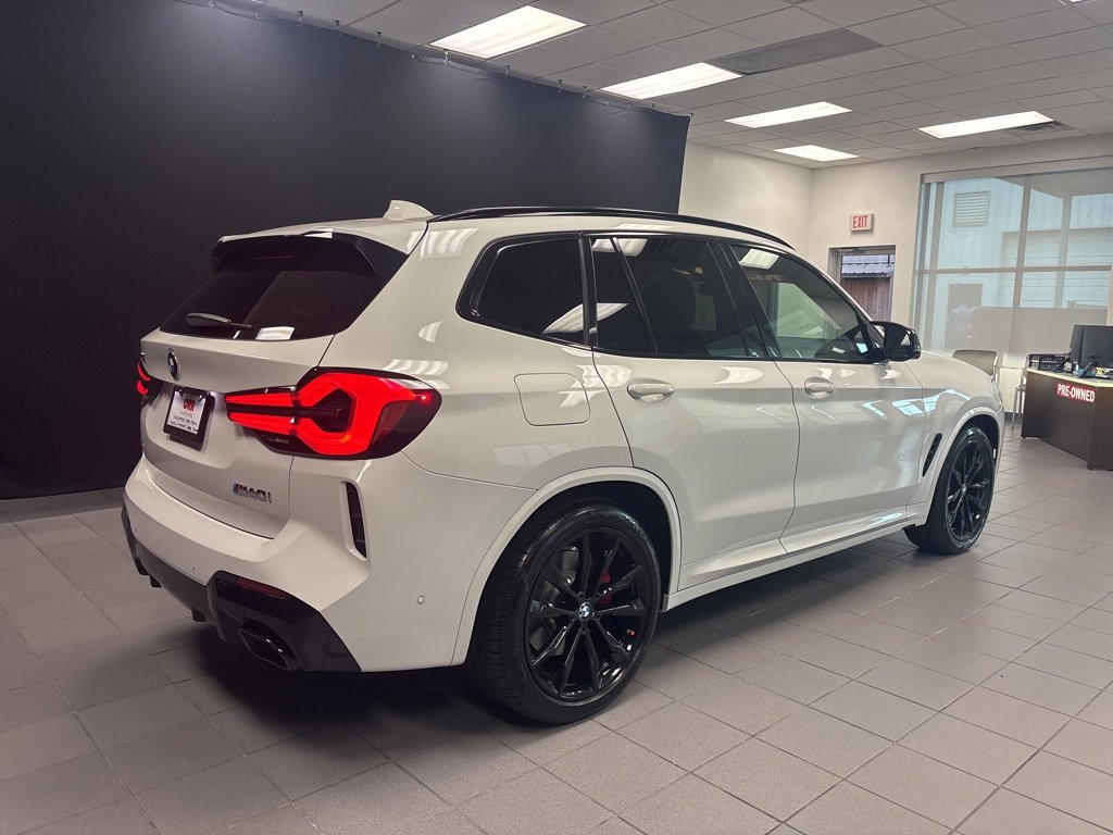 Used 2022 BMW X3 M40i image 3