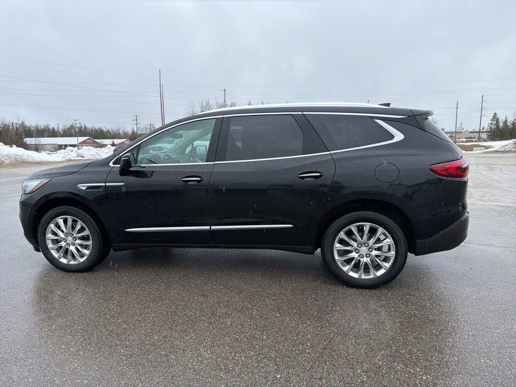 Used 2021 Buick Enclave Premium w/ Surround and Sites Package image 6