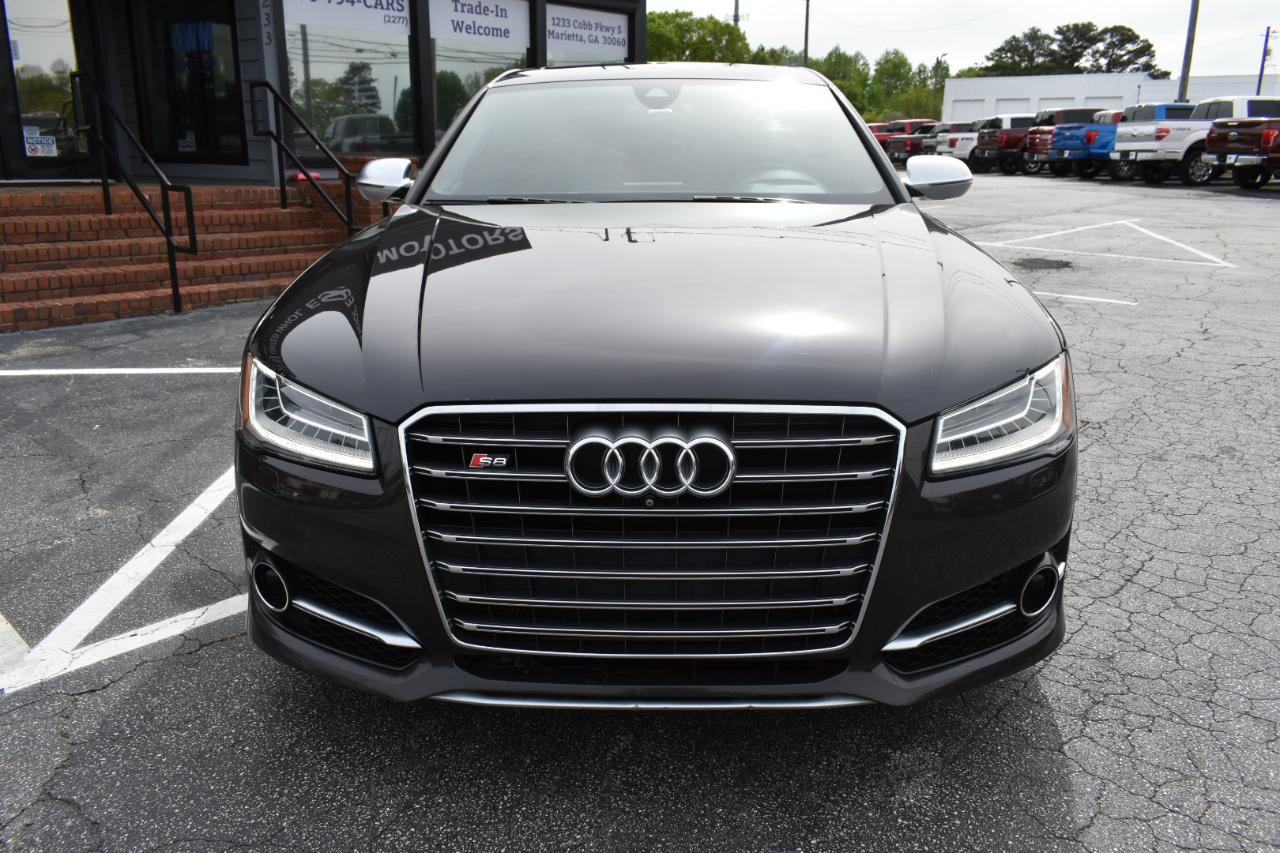 Used 2015 Audi S8 image 3