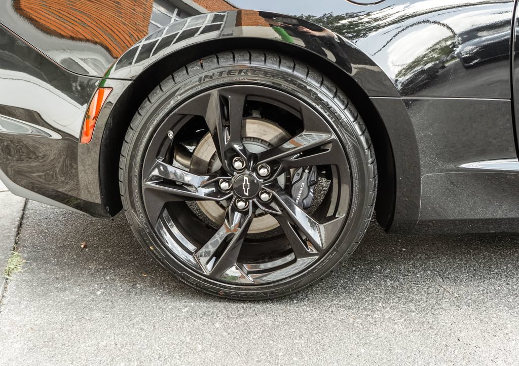 Used 2022 Chevrolet Camaro SS RWD image 29
